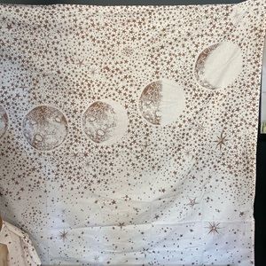 • urban outfitters moon tapestry